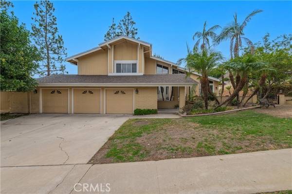 1790 North Mountain View Place, Fullerton, CA 92831