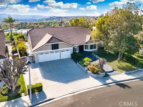 Yorba Linda, CA 92887,21630 Dunrobin Way