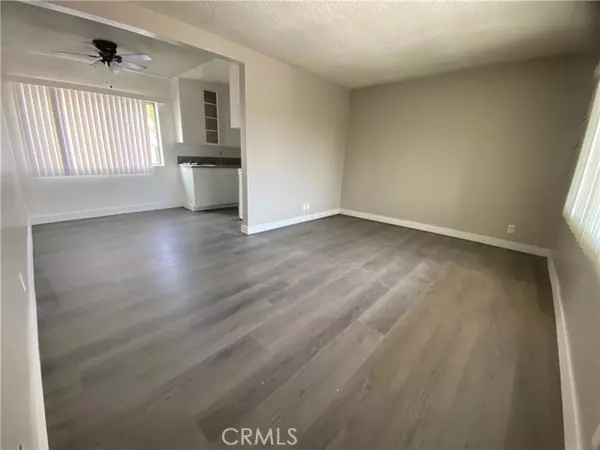 Panorama City, CA 91402,14696 Rayen Street