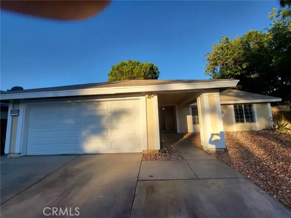 44025 Glenraven Road, Lancaster, CA 93535