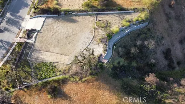 Camarillo, CA 93010,3118 Old Coach Drive