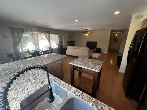 Newbury Park, CA 91320,3319 Holloway Street