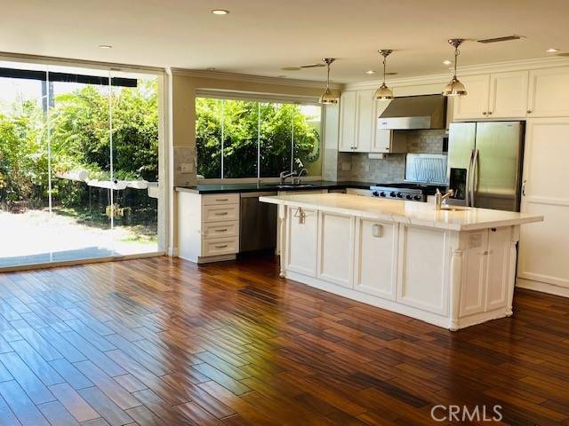 Newport Beach, CA 92660,48 Cormorant Circle