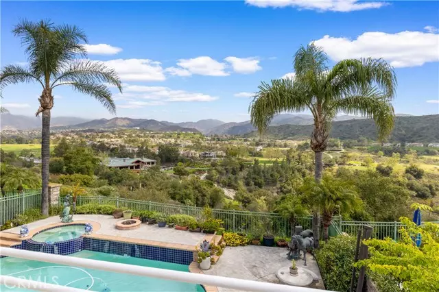 Rancho Santa Margarita, CA 92679,14 Beaconsfield