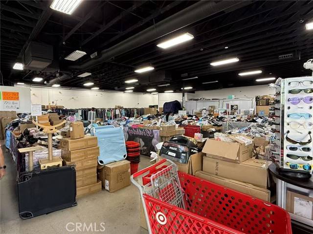 Pomona, CA 91766,2085 Garey AVE