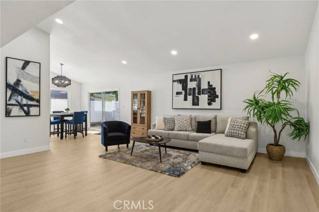 12548 Terra Bella Street, Pacoima, CA 91331