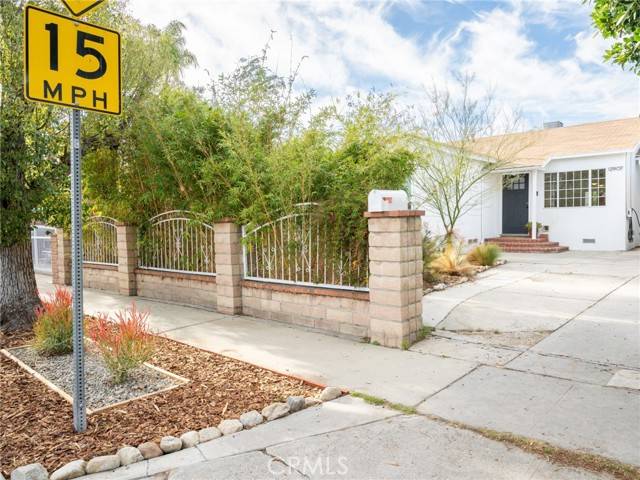 Los Angeles, CA 91331,12907 Sunburst Street