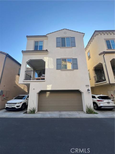 831 Wintergreen Way, Upland, CA 91786