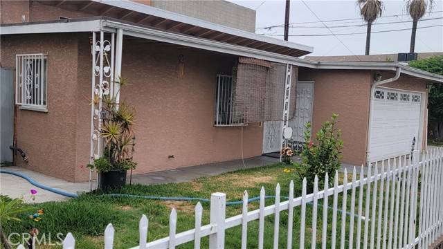 5958 Alamo Ave, Maywood, CA 90270