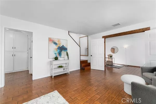 Covina, CA 91722,1157 North Fairvalley Avenue