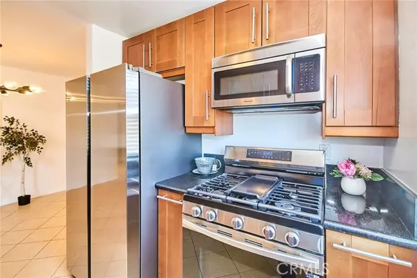 856 North Van Ness Avenue, Los Angeles, CA 90038