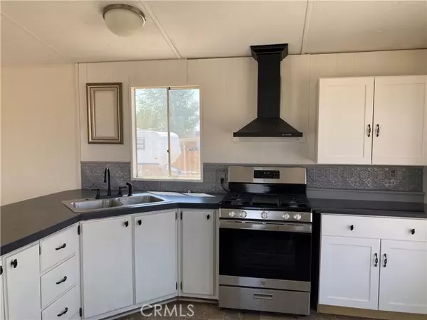 16450 Frontage Road, North Edwards, CA 93523