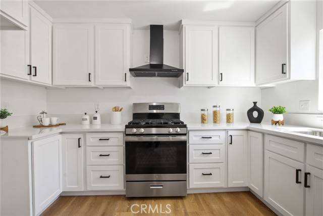 Los Angeles, CA 90061,237 West 118th Place