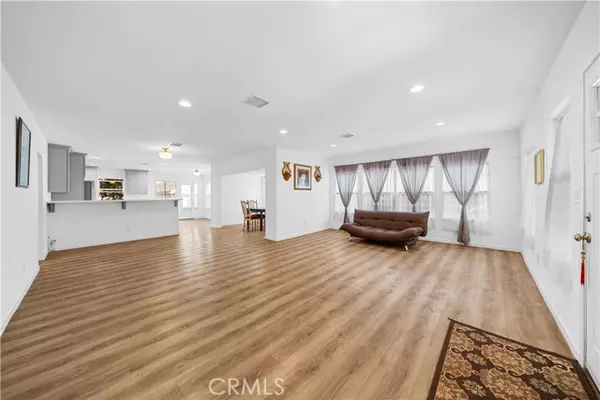 Long Beach, CA 90803,202 Mira Mar Avenue