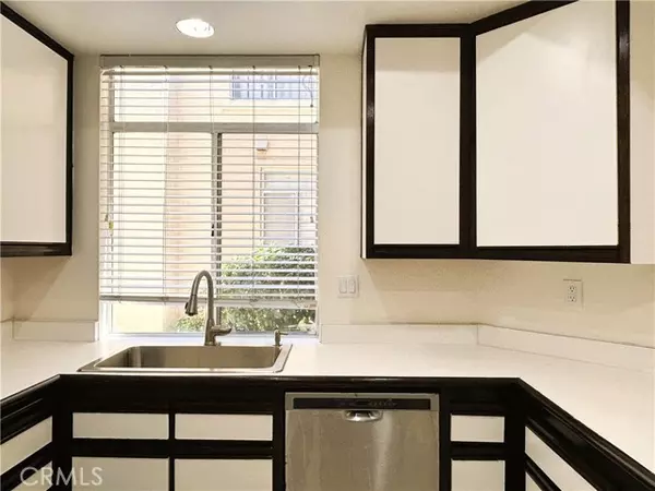 Corona, CA 92882,3100 Puesta Del Sol Court