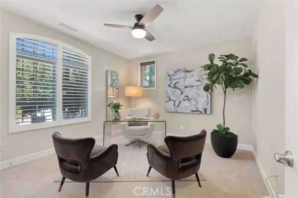 Irvine, CA 92602,2 Lowland