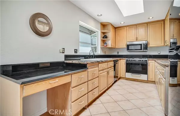 Topanga, CA 90290,22011 Callado Way
