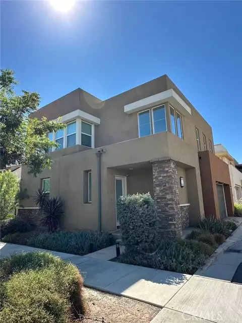 109 Newall, Irvine, CA 92618
