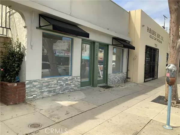 Canoga Park, CA 91303