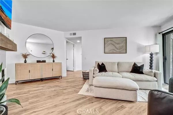 Aliso Viejo, CA 92656,15 Abbey Lane