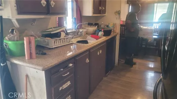 Riverside, CA 92507,1560 Massachusetts