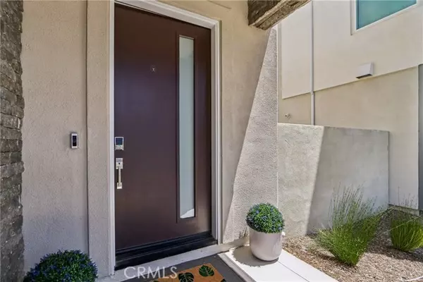 Valencia, CA 91381,26720 Afton Lane