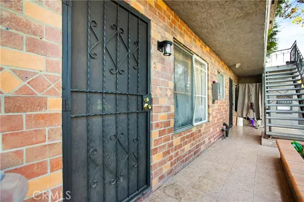 Compton, CA 90221,4623 Compton Blvd