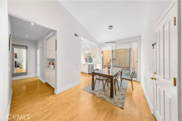 Irvine, CA 92606,37 Marsala