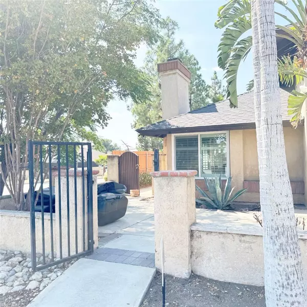 Fontana, CA 92336,7372 Oleander