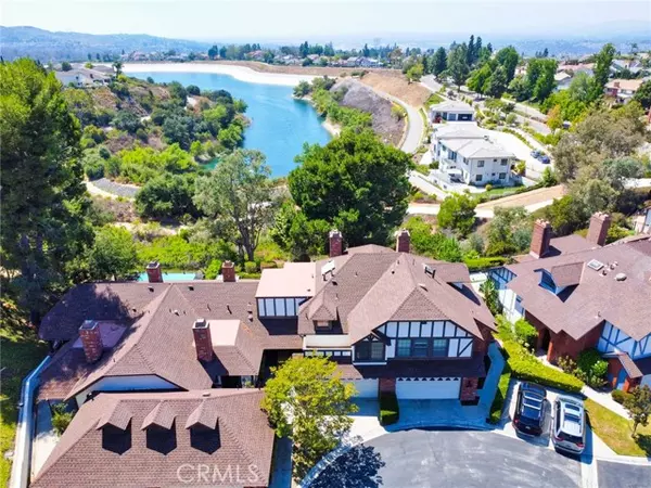 950 South Rim Crest Drive, Anaheim Hills, CA 92807