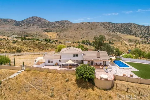 Agua Dulce, CA 91390,9175 Yucca Hills
