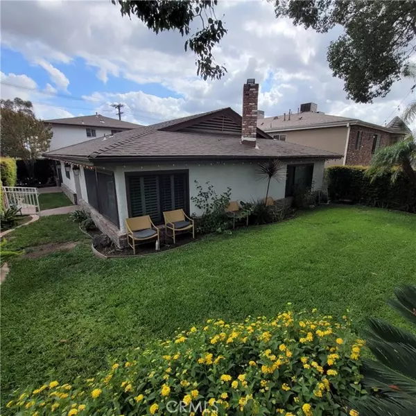 303 South Kenneth Road, Burbank, CA 91501