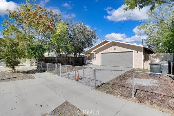 Hemet, CA 92543,214 West Latham