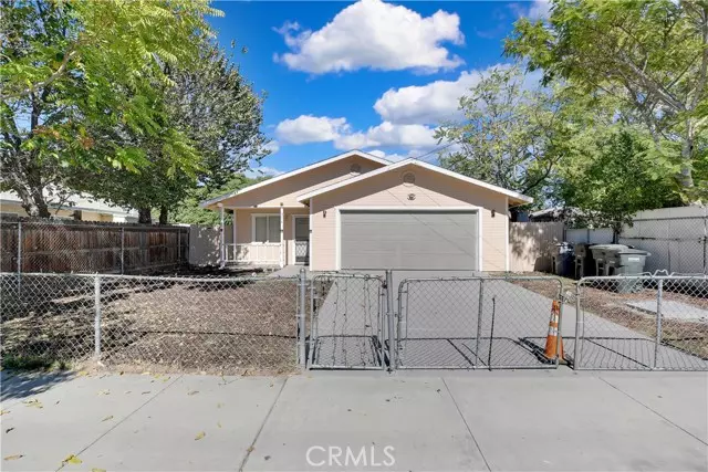 Hemet, CA 92543,214 West Latham