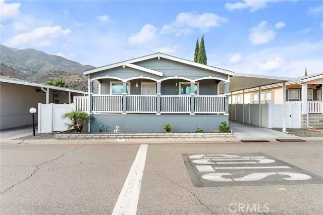 Corona, CA 92880,4901 Green River