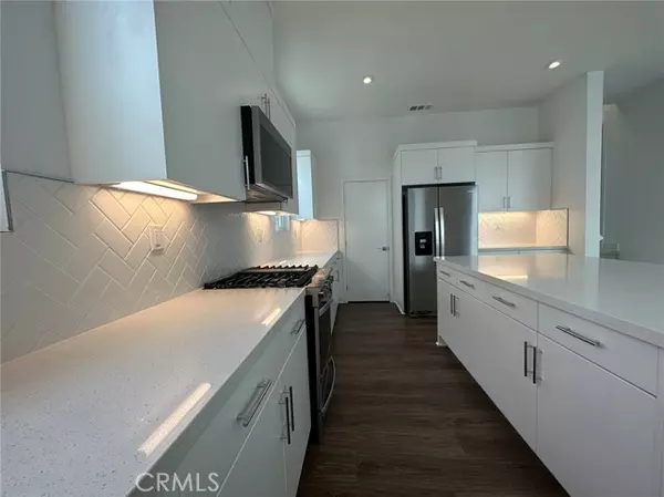 Anaheim, CA 92805,1723 W Cara Dr