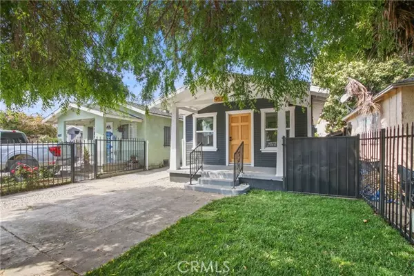 Los Angeles, CA 90002,9525 Holmes Avenue