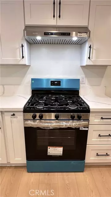 Corona, CA 92882,1472 Camelot Drive