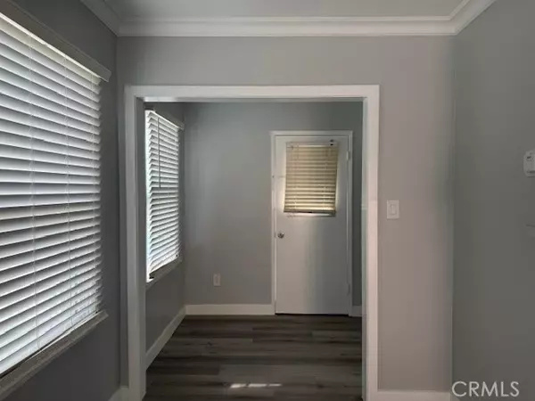 Long Beach, CA 90815,2293 Grand