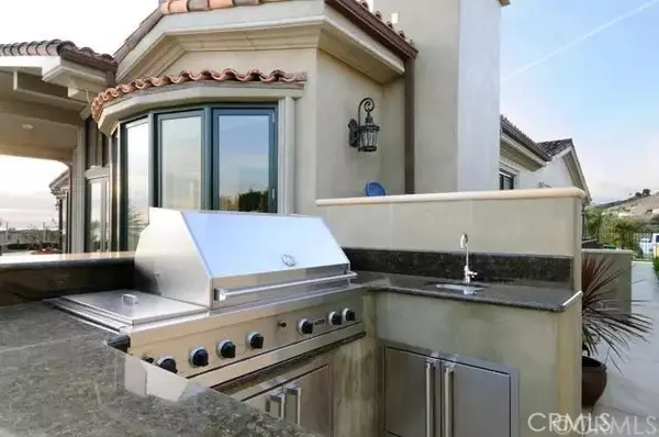 Rancho Palos Verdes, CA 90275,2990 Twin Harbors View