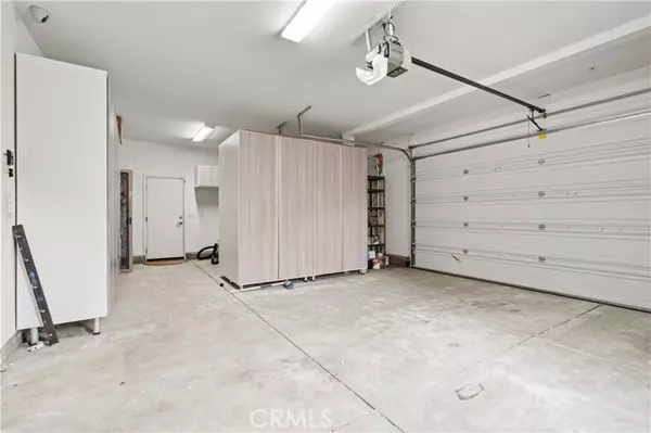 16923 Royal Pines, Canyon Country, CA 91387