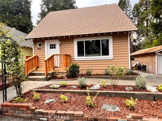 Crestline, CA 92325,622 Heatherly