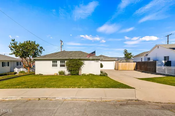 108 Grandview Circle,  Camarillo,  CA 93010