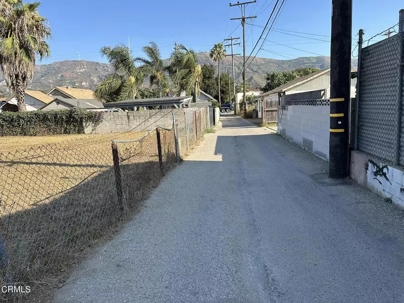 301 Garcia Alley, Santa Paula, CA 93060