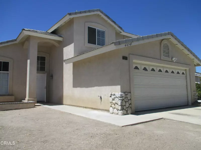 44745 Overland Avenue, Lancaster, CA 93536