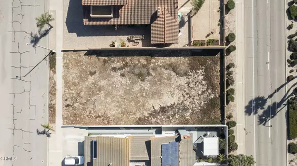 Oxnard, CA 93035,911 Dunes Street