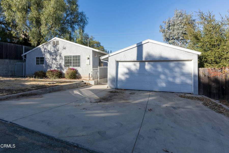 6015 Peppertree Lane, Simi Valley, CA 93063