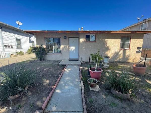 101 El Medio Street, Ventura, CA 93001