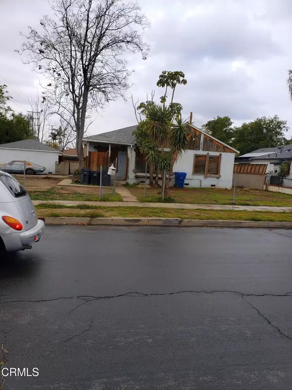 9801 Beachy Avenue, Arleta, CA 91331