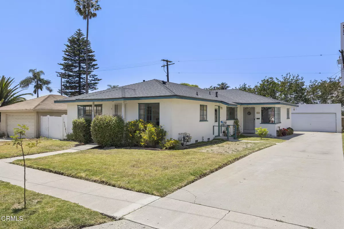 Ventura, CA 93003,9,11 Dunning Street